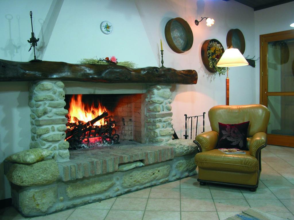 Agriturismo Ca'De'Gatti Faenza Exterior foto
