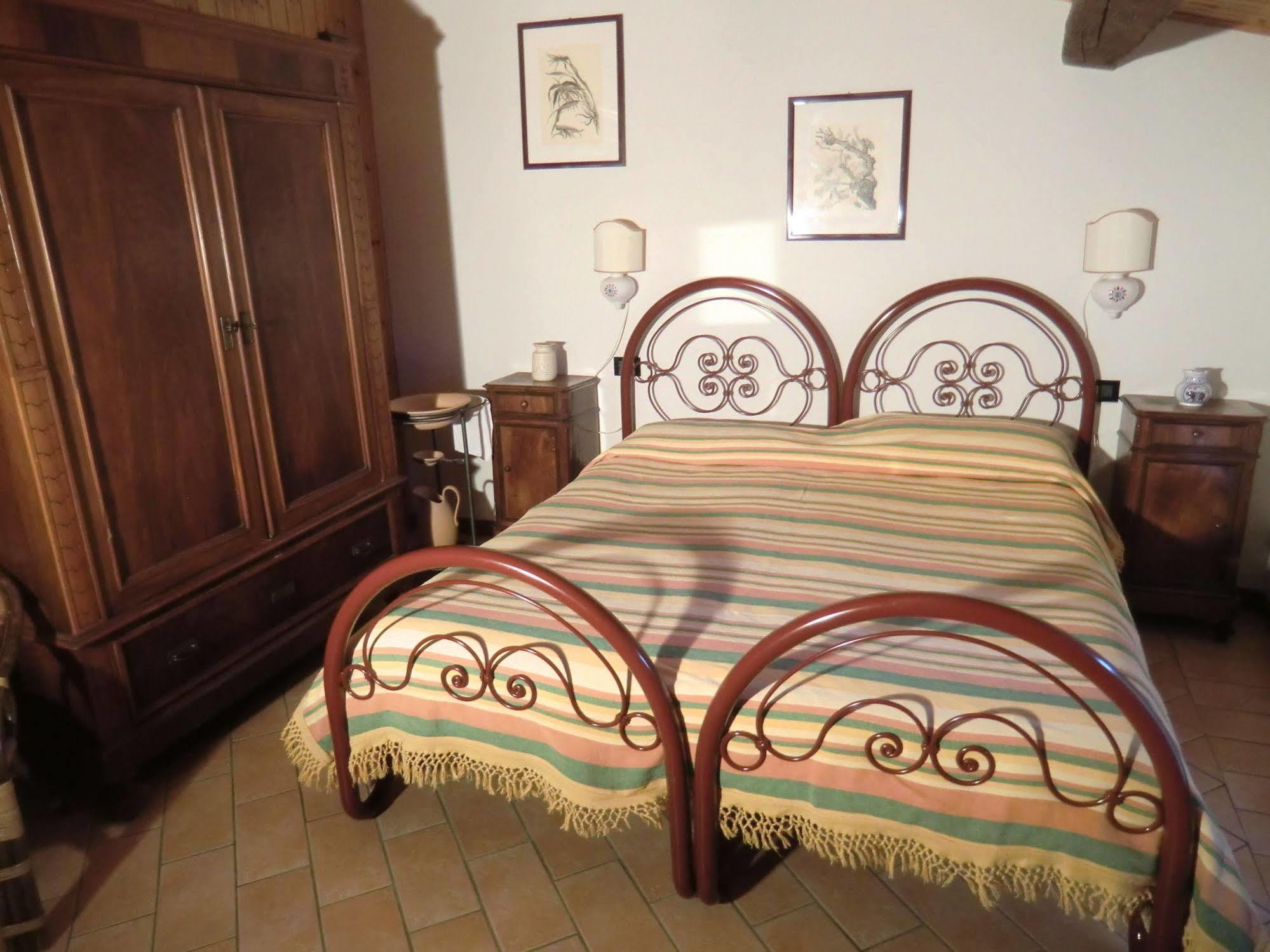 Agriturismo Ca'De'Gatti Faenza Exterior foto